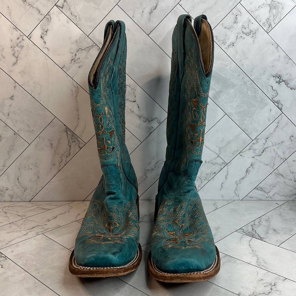 Circle G Womens Turquoise Embroidered Square Toe Cowgirl Boots Size 8.5